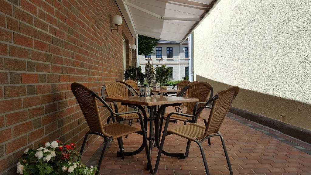 Hotel Drostenhof Garni إِزينتْس المظهر الخارجي الصورة